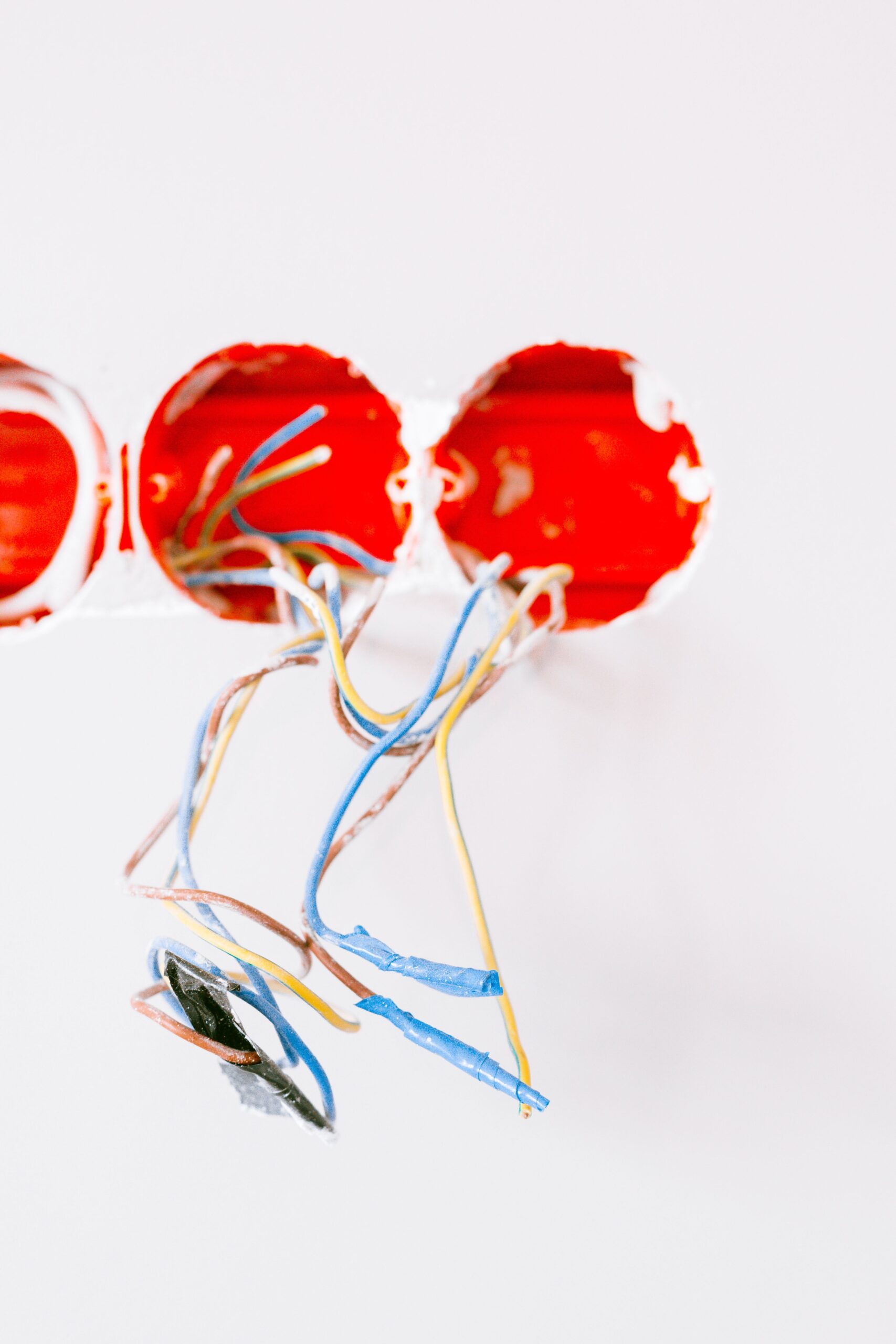 Éclairage LED intégré dans une cuisine contemporaine
